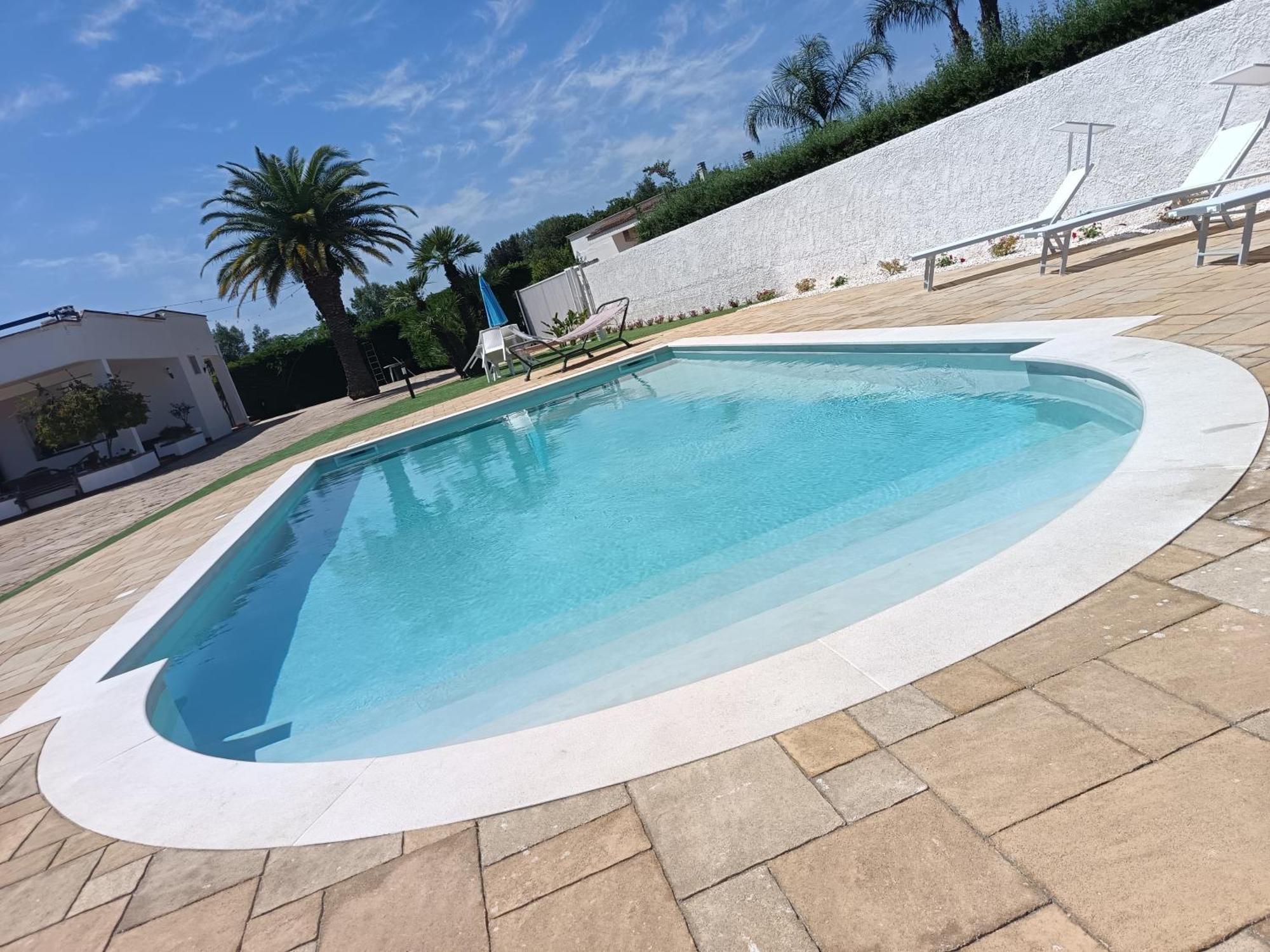 Villa Genvi - Pool & Relax 滨海波利尼亚诺 外观 照片